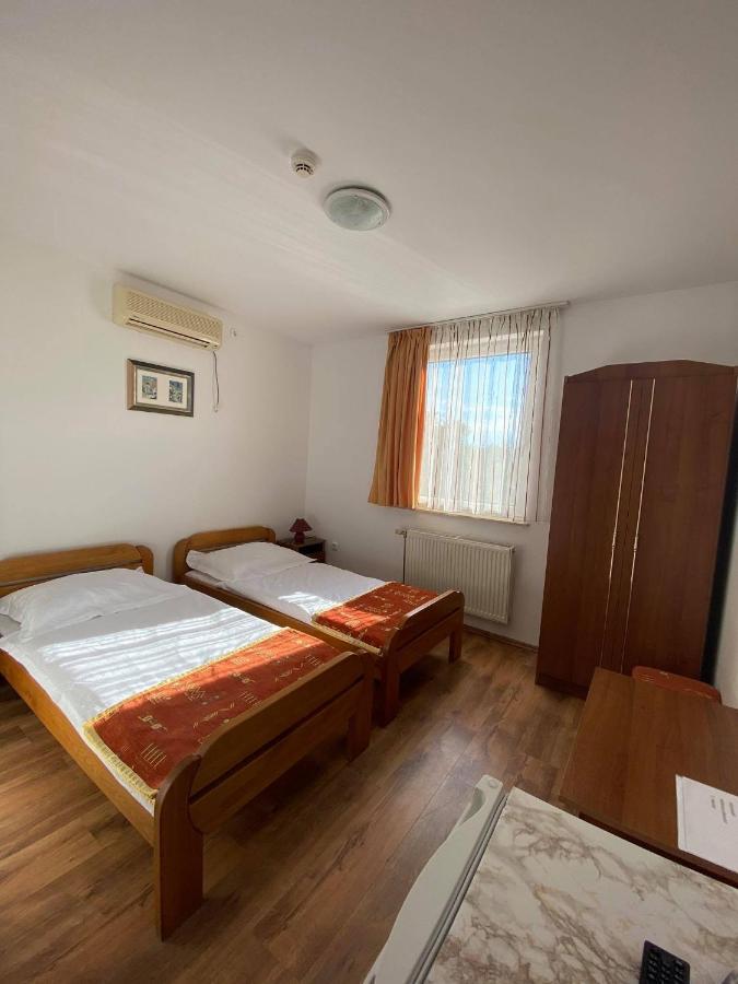 Bed and Breakfast Naphaz Panzio Tiszafüred Exteriér fotografie